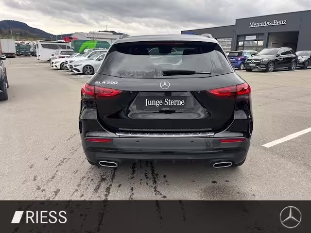 Mercedes-Benz GLA 200 Online Special AMG-LED-KAM- - Bild 5