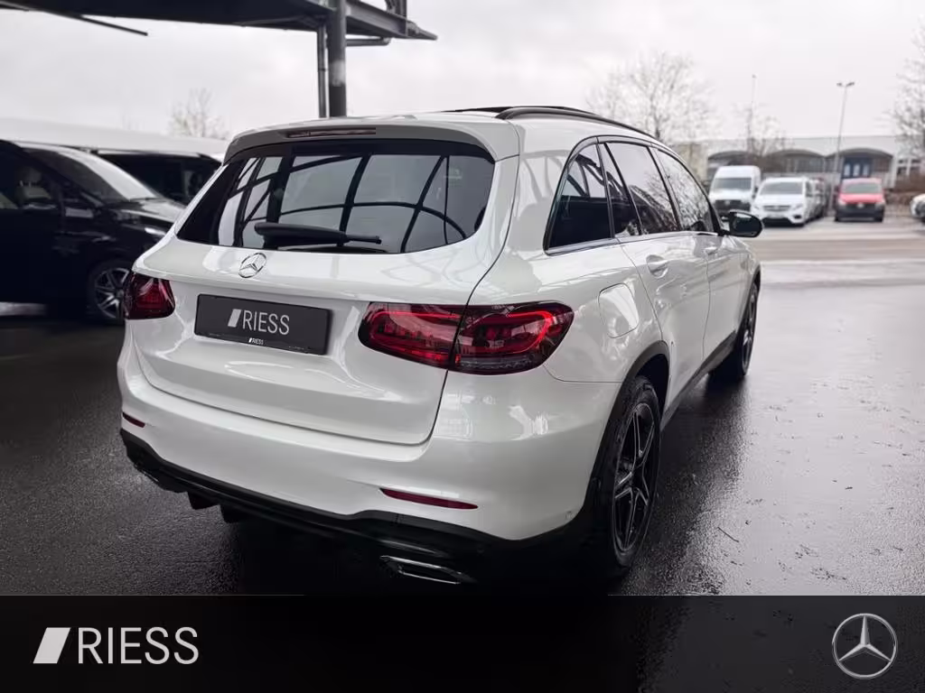 Mercedes-Benz GLC 400 d 4MATIC AMG PANO STHZ DISTR NIGHT KAM - Bild 9