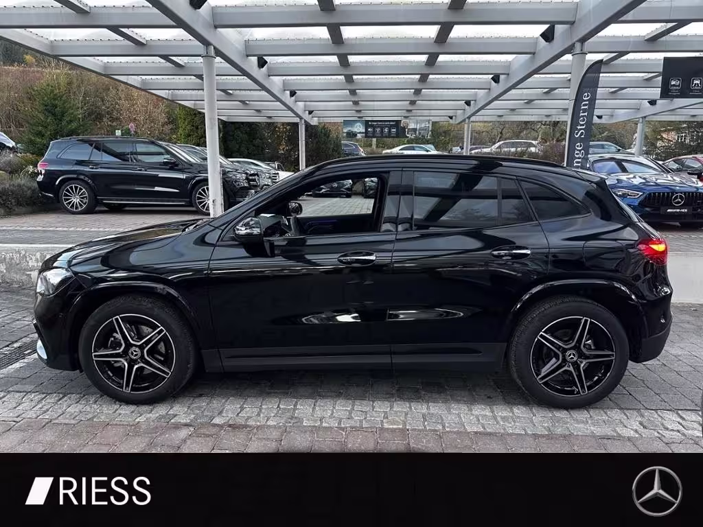 Mercedes-Benz GLA 200 AMG Sport Night Distr Pano AHK Keyless - Bild 6