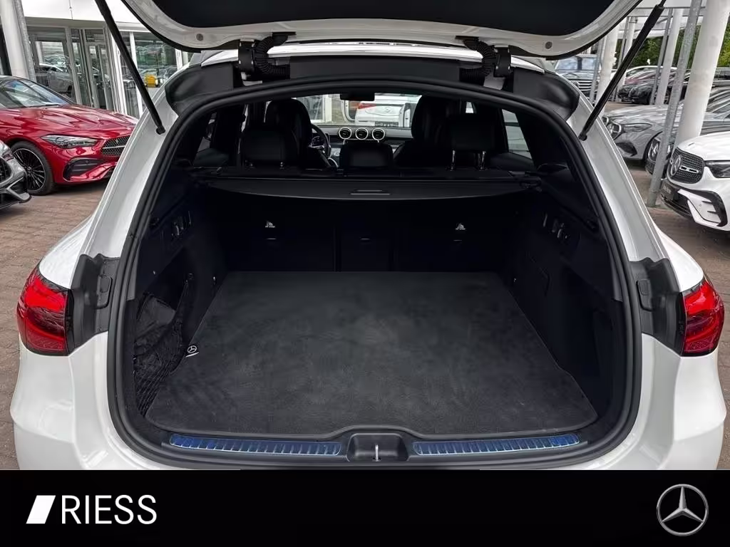 Mercedes-Benz GLC 220 d 4M AMG Sport Night Distr PANO AHK 19 - Bild 6