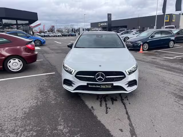 Mercedes-Benz A 180 Kompaktlimousine Kam. KlimaA LED LM PDC SD - Bild 2