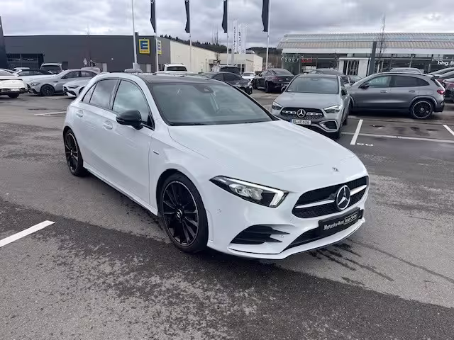 Mercedes-Benz A 180 Kompaktlimousine Kam. KlimaA LED LM PDC SD - Bild 9