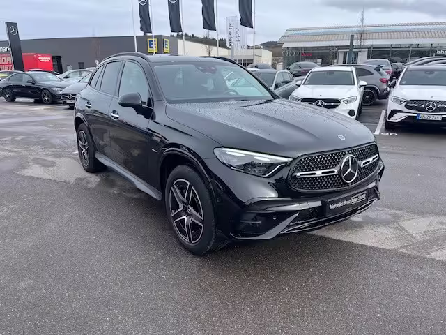 Mercedes-Benz GLC 300 e 4MATIC AMG-MEMO-AHK-360- - Bild 5