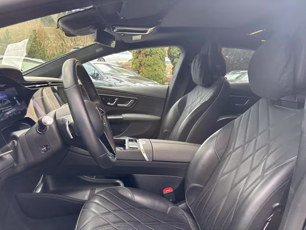 Mercedes-Benz EQS 580 Electric Art 4M Distr Pano Sitzkli Hyper - Bild 10