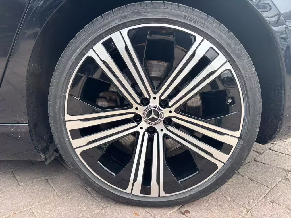 Mercedes-Benz EQS 580 Electric Art 4M Distr Pano Sitzkli Hyper - Bild 12