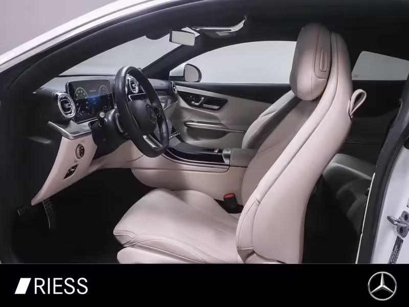 Mercedes-Benz CLE 300 e AMG Sport Night Distr Vorr Pano W-Paket 19 - Bild 5