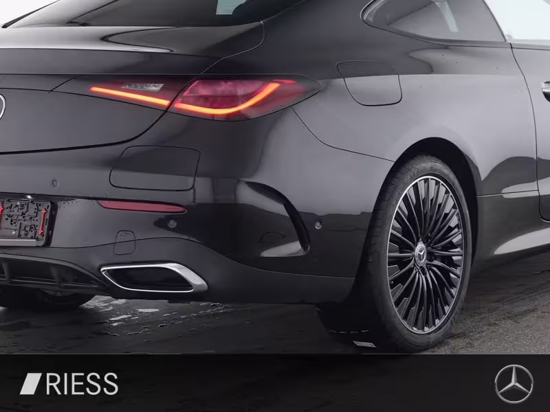 Mercedes-Benz CLE 300 e AMG Sport Night Distr Vorr Pano W-Paket 19 - Bild 4