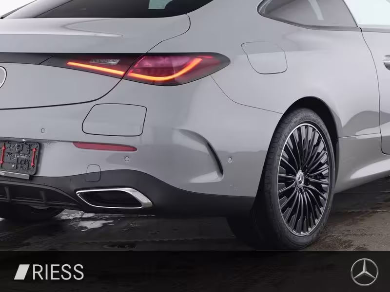 Mercedes-Benz CLE 300 e AMG Sport Night Distr HUD Pano 19 - Bild 4