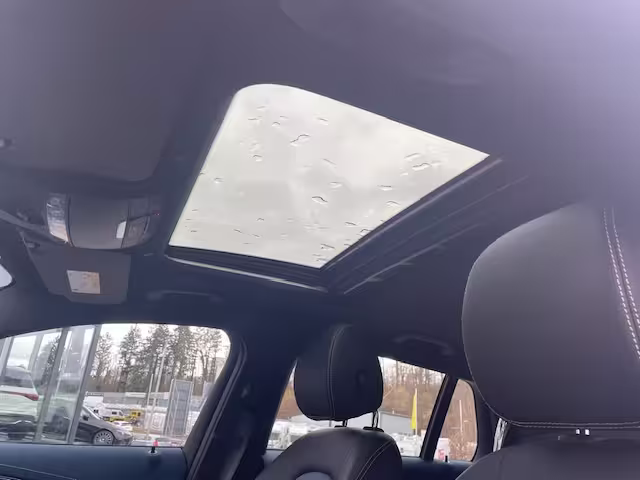 Mercedes-Benz EQC 400 4M DISTR. MULTIBEAM AHK EASY PACK HECKK. HEAD UP DISP - Bild 7