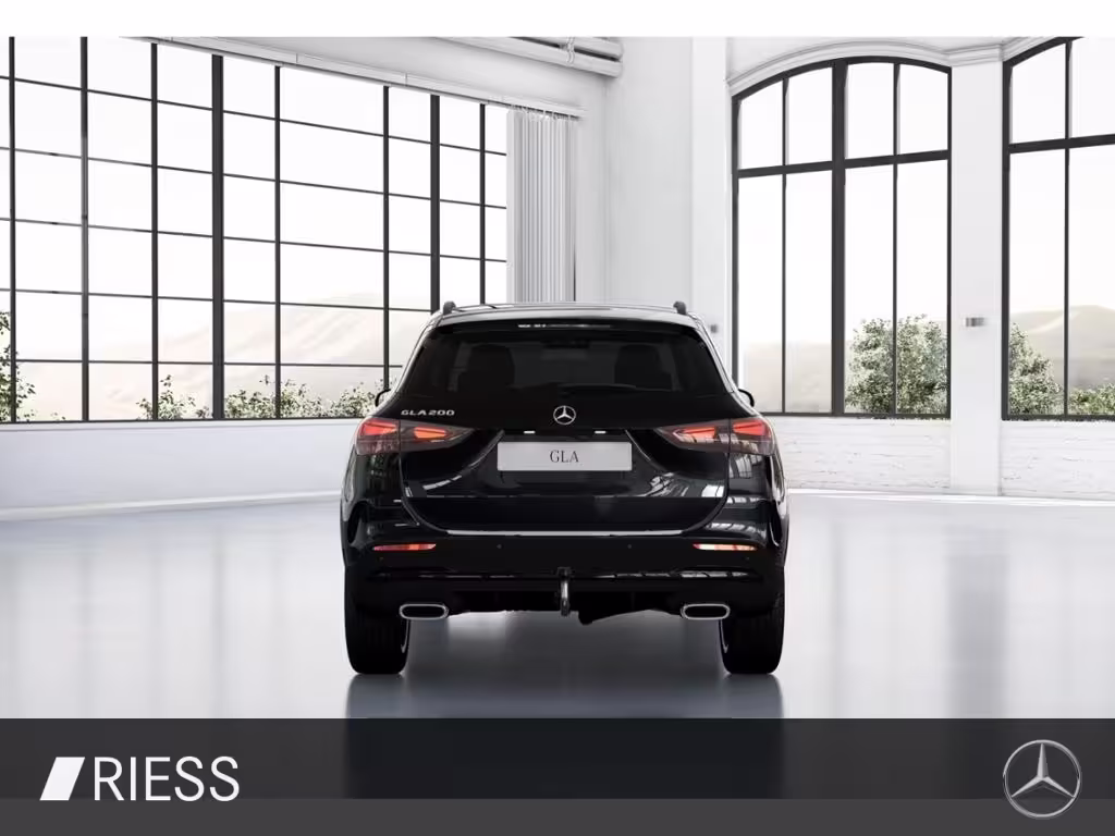 Mercedes-Benz GLA 200 Night Distr Pano AHK - Bild 5