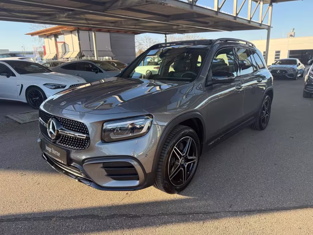 Mercedes-Benz GLB 220 4MATIC AMG PANO AHK MEMO AMBI KEYL KAM