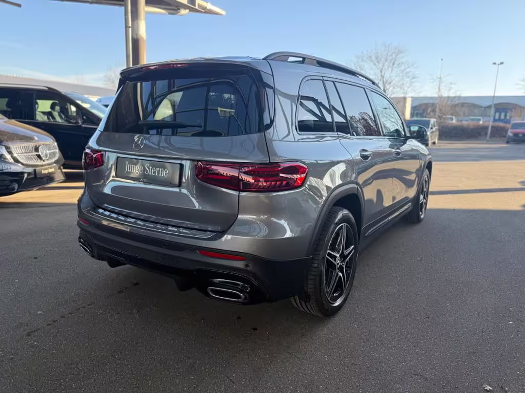 Mercedes-Benz GLB 220 4MATIC AMG PANO AHK MEMO AMBI KEYL KAM - Bild 9