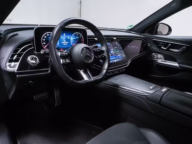 Mercedes-Benz E 220 d AMG Sport Night Distr Superscre Pano 20 - Bild 10