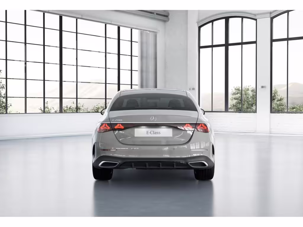 Mercedes-Benz E 200 Lim AMG Sport Night Distr Pano 4xSHZ 19360 - Bild 5