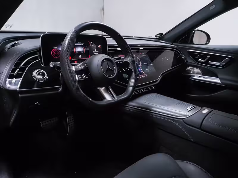 Mercedes-Benz E 300 de AMG Sport Night Premoim Superscreen - Bild 10