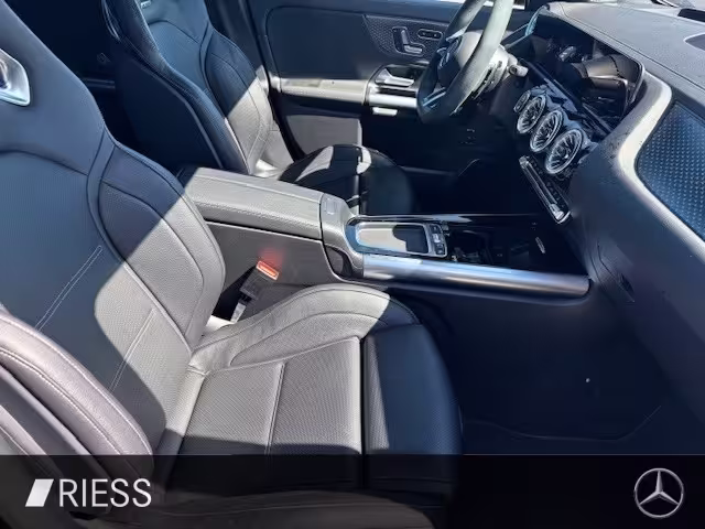 Mercedes-Benz GLA 35 AMG 4M Night Distr Sitzkli Perf Sitze Standh GLA 35 AMG - Bild 10