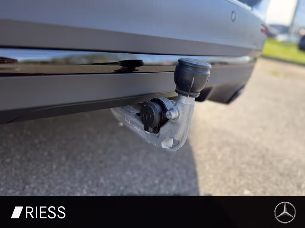 Mercedes-Benz GLA 200 d 4M AMG Sport Night Pano AHK keyless 20 GLA 200 - Bild 17