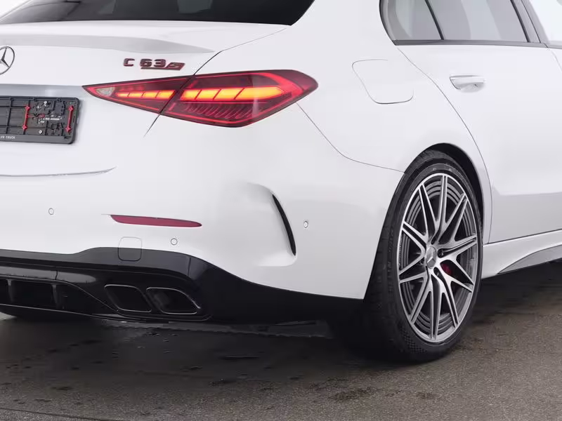 Mercedes-Benz C 63 AMG S E PERFORMANCE 360 4xSHZ ACC AUT HUD - Bild 4