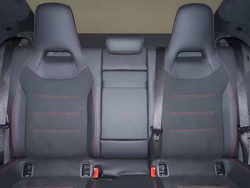 Mercedes-Benz CLA 200 Coupé AMG SPORT PANO STANDH NIGHT WINTER - Bild 8