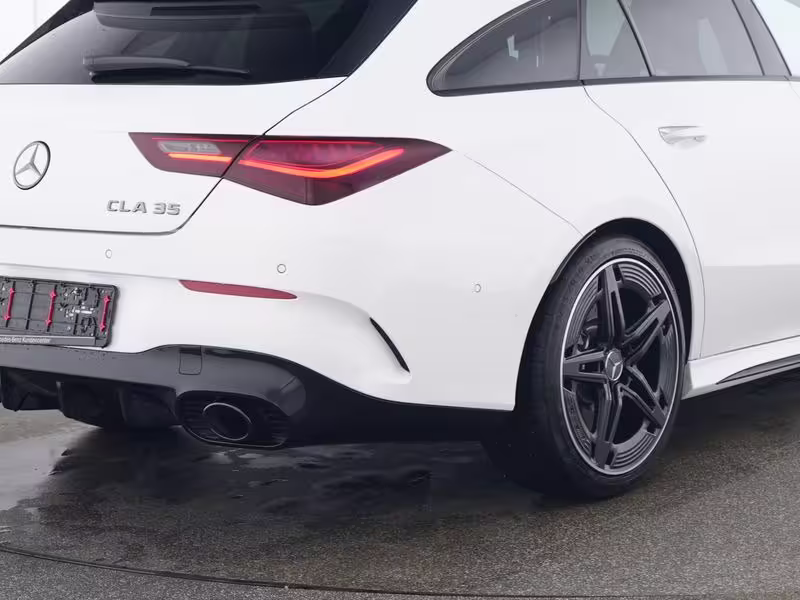 Mercedes-Benz CLA 35 AMG 4M SB Night Distr Pano Multi W-Paket 19 - Bild 4