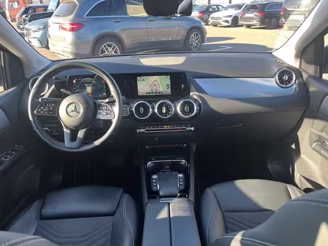 Mercedes-Benz B 200 d AUT Kam. KlimaA LED LM PDC ParkAss SHZ - Bild 14