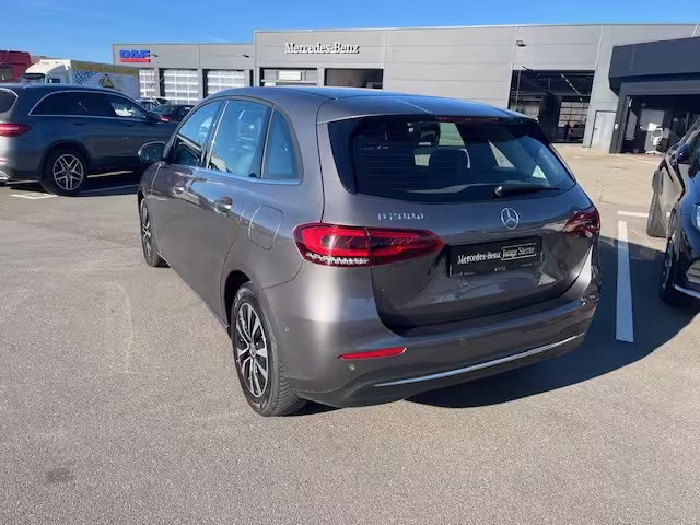 Mercedes-Benz B 200 d AUT Kam. KlimaA LED LM PDC ParkAss SHZ - Bild 5