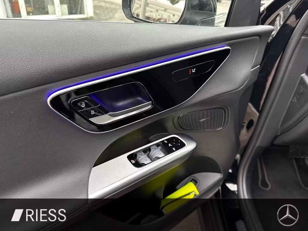 Mercedes-Benz GLC 200 4M Avantgarde Navi LED AHK Kamera 18 - Bild 11