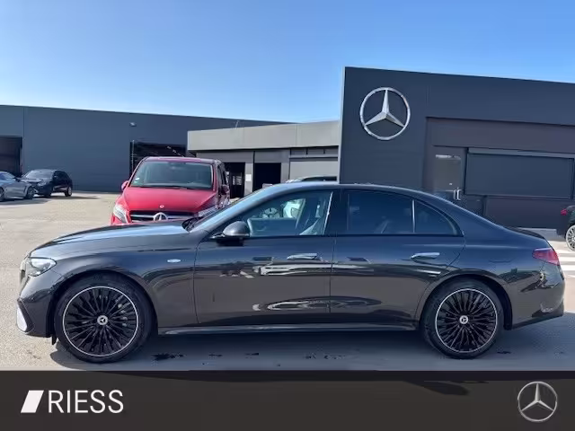 Mercedes-Benz E 300 de AMG Sport Night Distr Pano AHK 20 E 300 - Bild 4