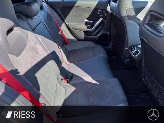 Mercedes-Benz A 45 AMG S 4M Magno Night Prem Plus Distr Pano 19 A 45 AMG - Bild 11