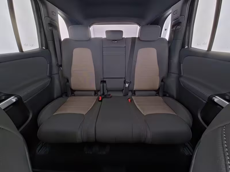 Mercedes-Benz EQB 300 4MATIC Progressive Night Distr 7 Sitzer 18 - Bild 7