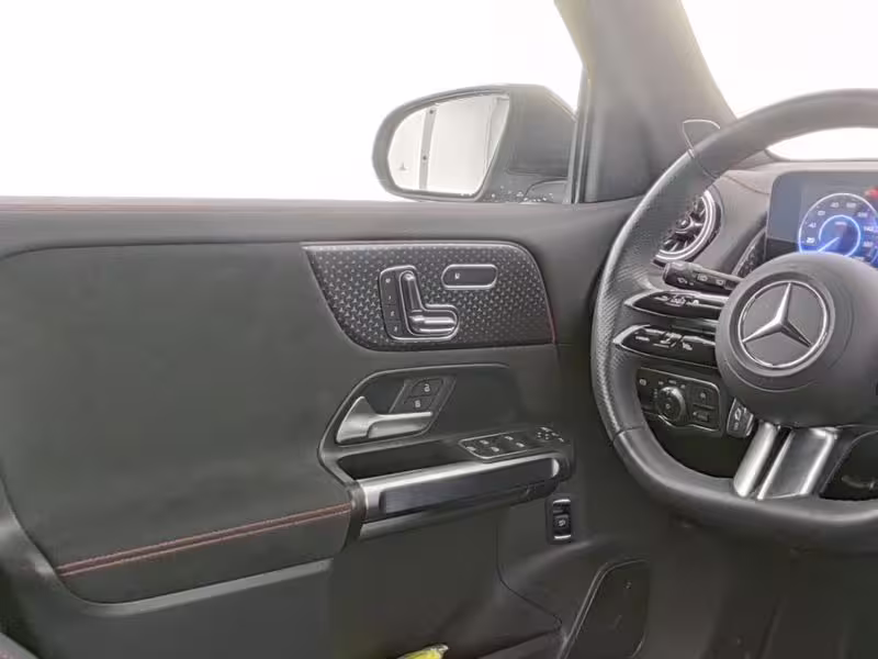 Mercedes-Benz EQB 350 4M AMG Sport Distr Pano AHK 360 W-Paket - Bild 8