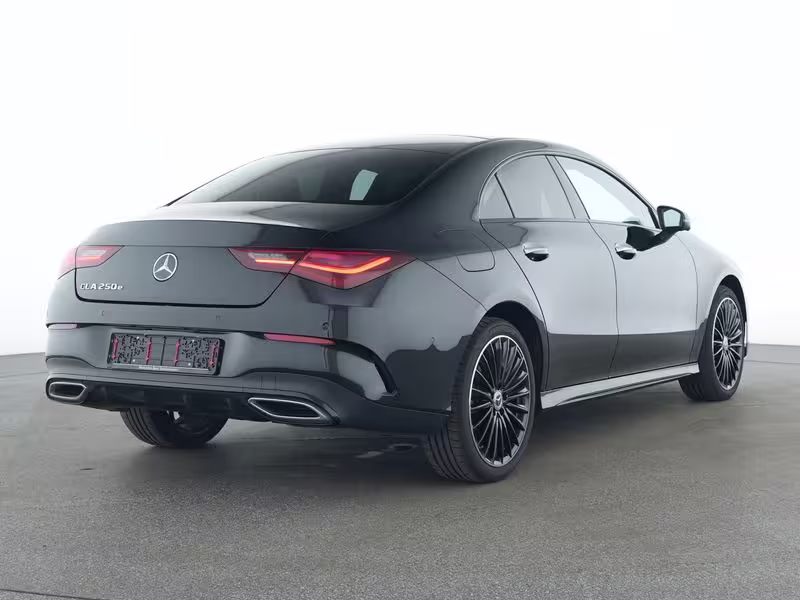 Mercedes-Benz CLA 250 e Cp AMG PANO HUD BURM KEYL NIGHT 360° - Bild 2