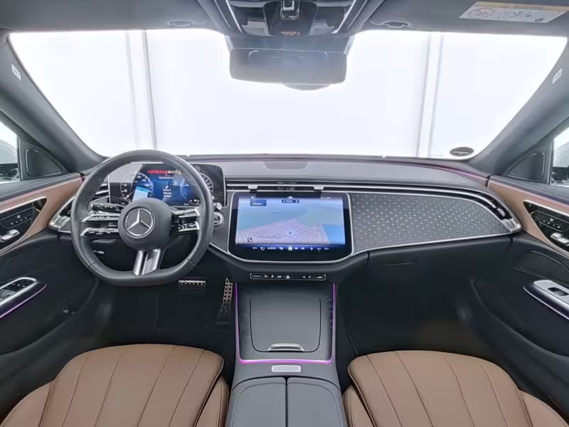 Mercedes-Benz E 300 e T AMG Sport Distr AHK Assistent 19 - Bild 6