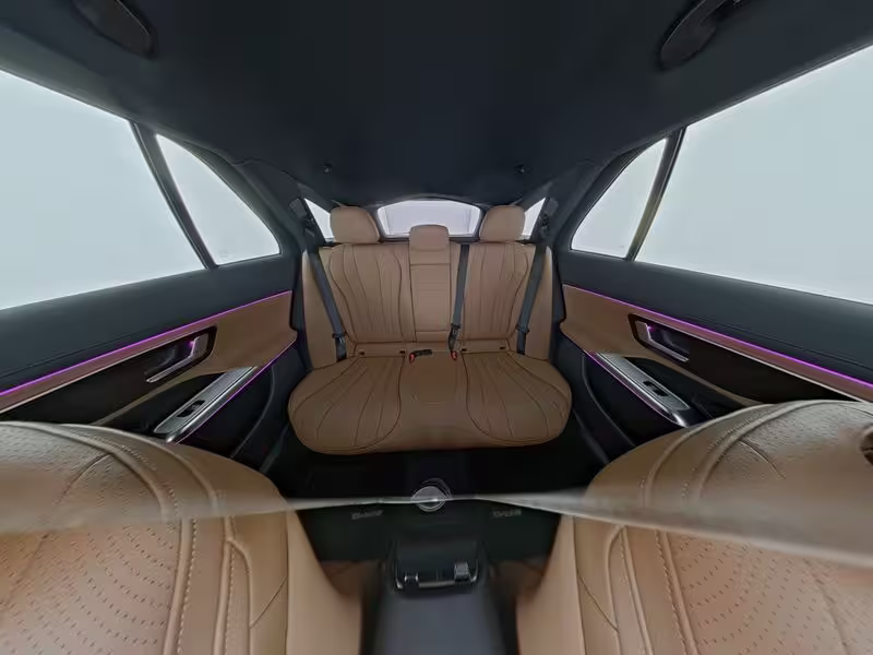 Mercedes-Benz E 300 e T AMG Sport Distr AHK Assistent 19 - Bild 7