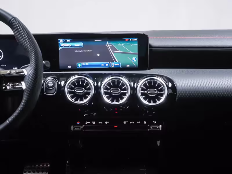 Mercedes-Benz CLA 250 e AMG Edition Sport Distr LED Memory 360 CLA 250 - Bild 4