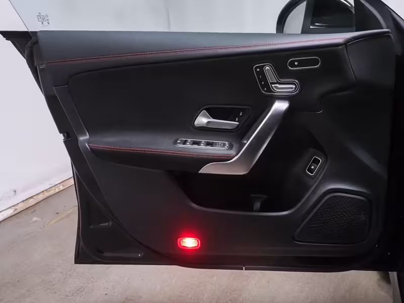 Mercedes-Benz CLA 250 e AMG Edition Sport Distr LED Memory 360 CLA 250 - Bild 9