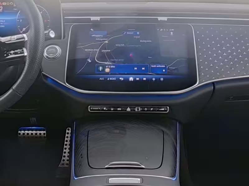 Mercedes-Benz E 220 d AMG Sport Distr Pano Sitzkl Standh Burmes E 220 - Bild 9