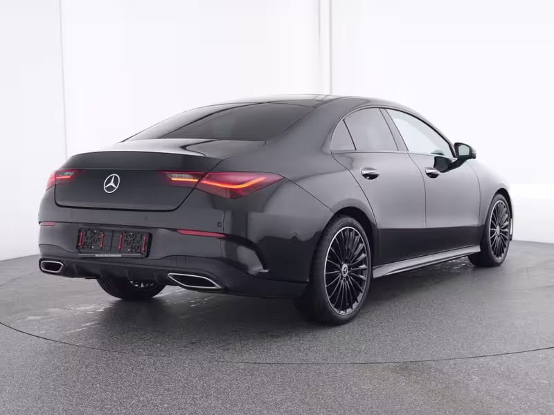 Mercedes-Benz CLA 200 d AMG Edition Sport Night Distr Pano 19 CLA 200 - Bild 2