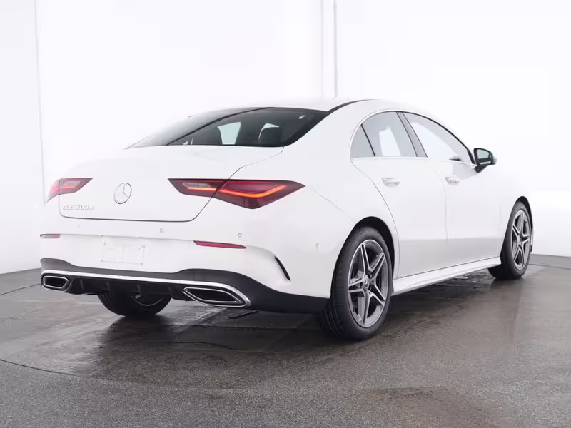 Mercedes-Benz CLA 200 d AMG Sport Navi LED Keyless W-Paket 18 CLA 200 - Bild 2