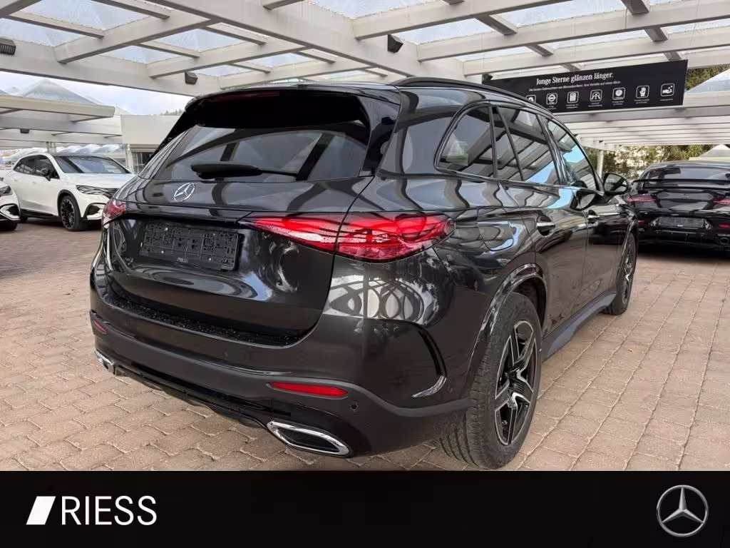 Mercedes-Benz GLC 220 d 4M AMG Sport Night Distr Pano AHK 360 19 GLC 220 - Bild 5