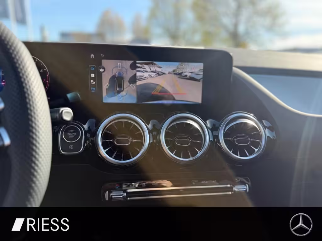 Mercedes-Benz GLA 200 d 4M AMG Sport Night Pano AHK Keyless 360 GLA 200 - Bild 15