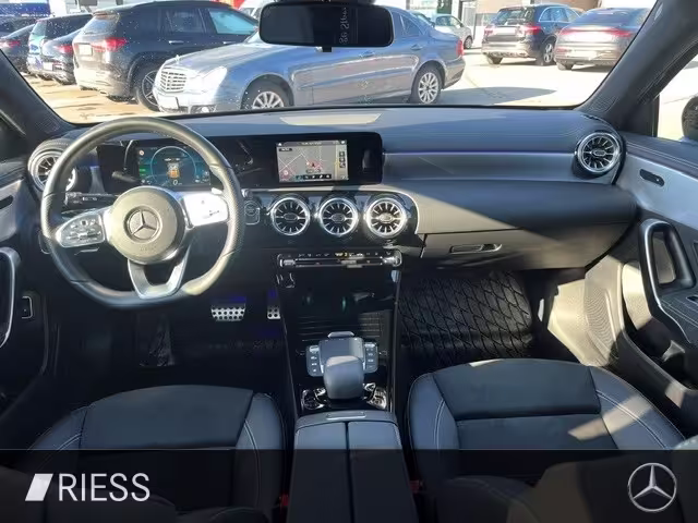 Mercedes-Benz A 250 e Kompaktlimousine AMG-KAM-LED-AMBI- A 250 - Bild 17