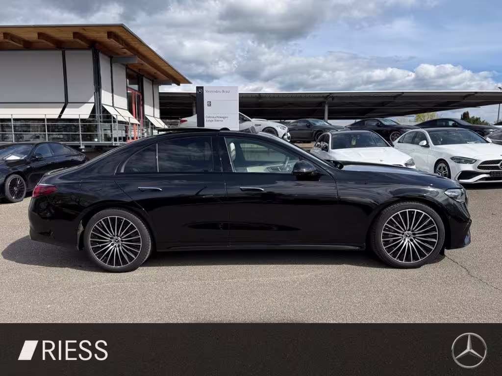 Mercedes-Benz E 220 d Limousine AMG SUPERSCREEN PANO BURM NIGHT E 220 - Bild 11