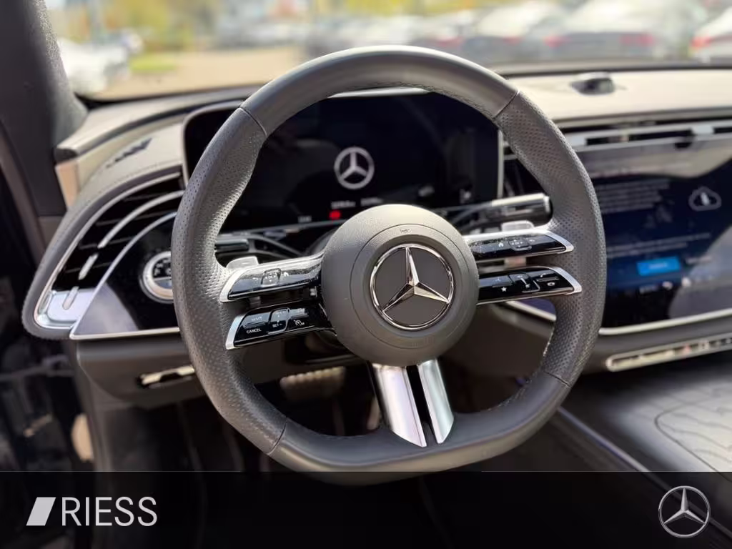 Mercedes-Benz E 220 d Limousine AMG SUPERSCREEN PANO BURM NIGHT E 220 - Bild 13