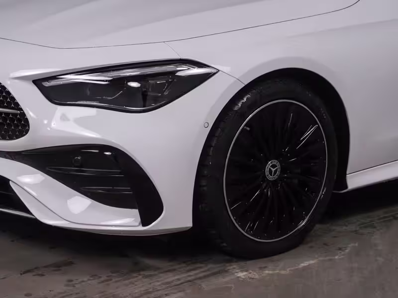 Mercedes-Benz CLE 200 Coupé AMG Sport Distr Pano Keyless Pano W-Paket 19 CLE 200 - Bild 4