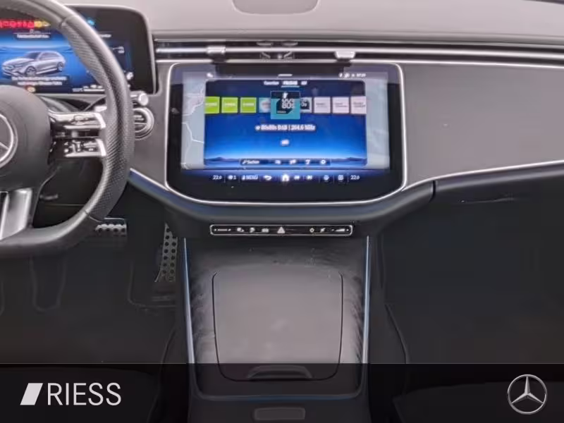 Mercedes-Benz E 300 e T-Modell mit EQ  AMG Sport Night Distr Pano AHK 360 19 E 300 - Bild 10