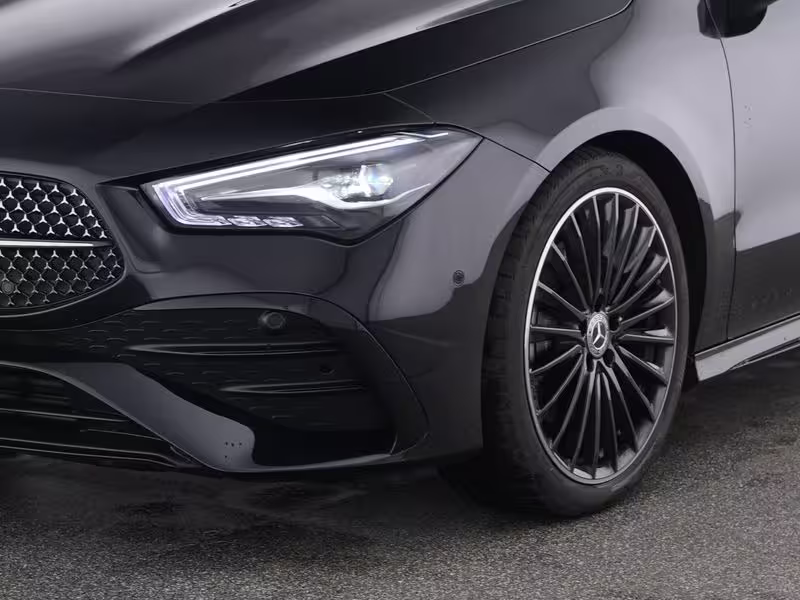 Mercedes-Benz CLA 200 d Coupé AMG SPORT PANO NIGHT 19 WINTER-P CLA 200 - Bild 3