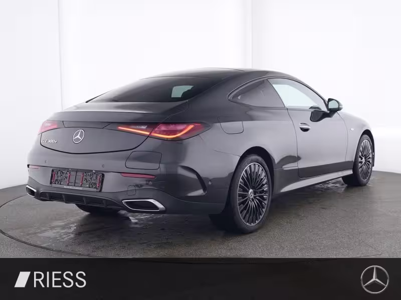 Mercedes-Benz CLE 300 e AMG Sport Night Distr Pano 19 CLE 300 - Bild 3