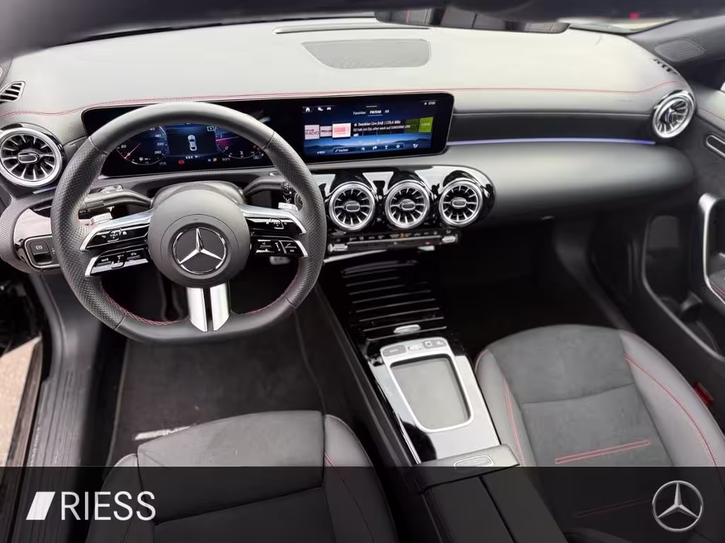 Mercedes-Benz CLA 200 d Cp AMG PANO STHZ KEYL AMBI 360° MULTIB CLA 200 - Bild 15
