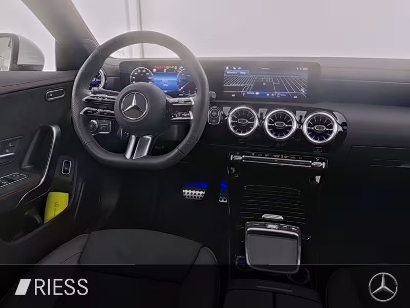 Mercedes-Benz CLA 200 d Coupé AMG PANO KEYL AMBI KAM LED CLA 200 - Bild 6